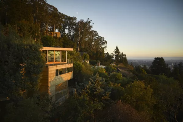 Side view of Buena Vista House on the hill in Berkeley, CA, designed by Jasmit Rangr.