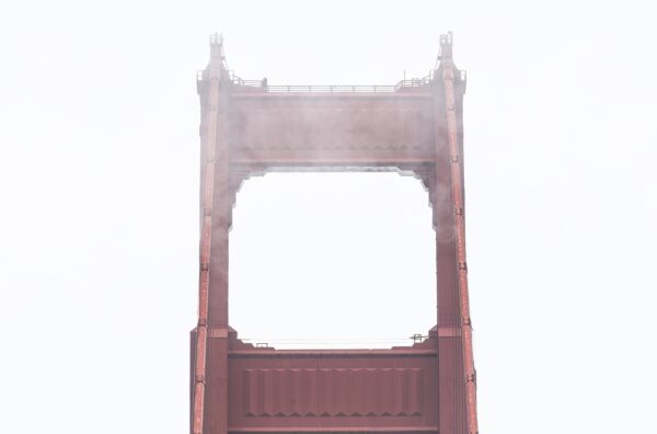 Bridge structure and lines in close view